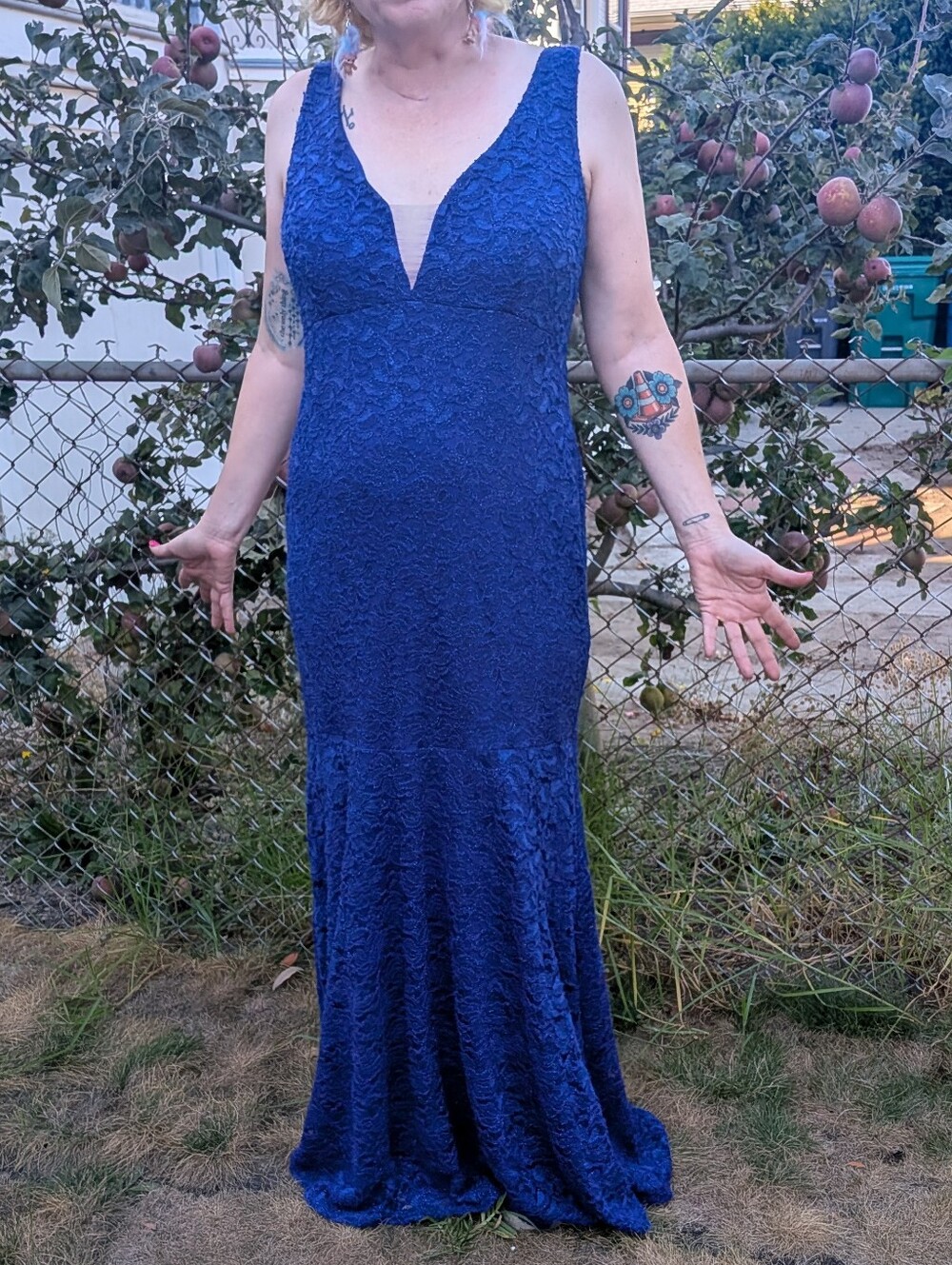 Designer Formal Blue Gown, Sz 16, Maxi, Sequin, Homecoming, Holiday, Wedding